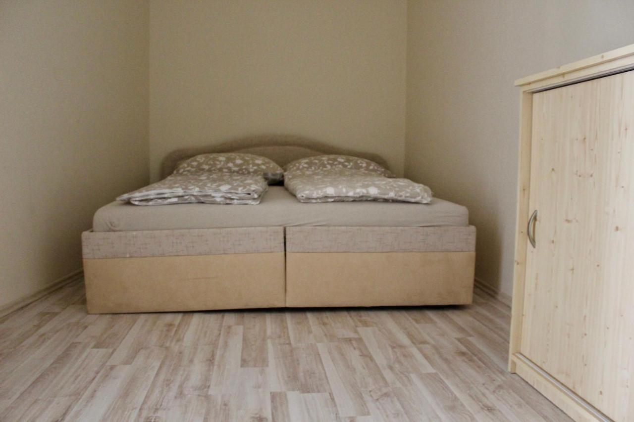 Ferienwohnung Medlin Apartman Siófok Exterior foto